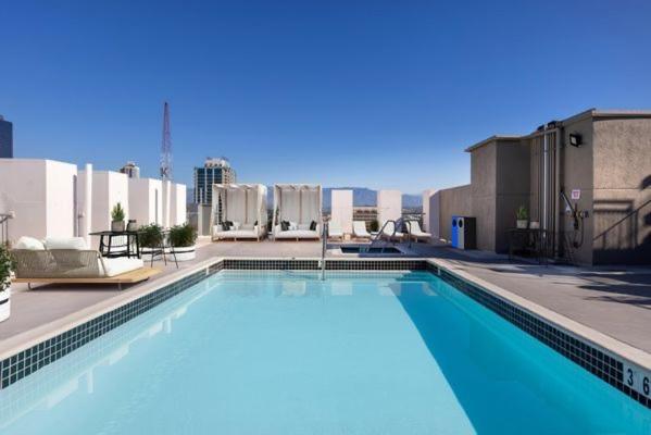 Apartamento Huge Downtown La Loft With Rooftop Pool & Jacuzzi Los Ángeles